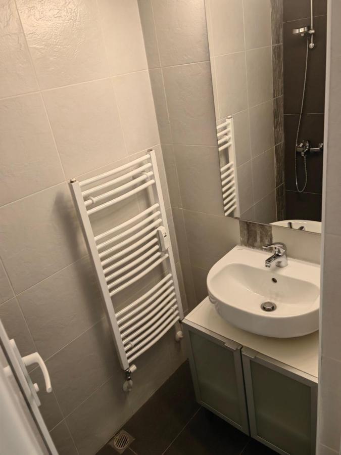 Vitosha 67 Apartment Sofia Bagian luar foto
